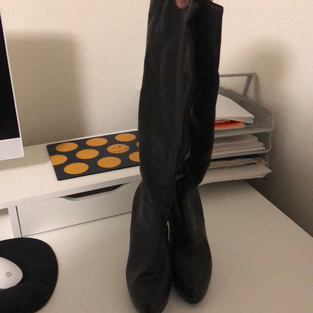 Black Aldo Boots. Like New. Size 39